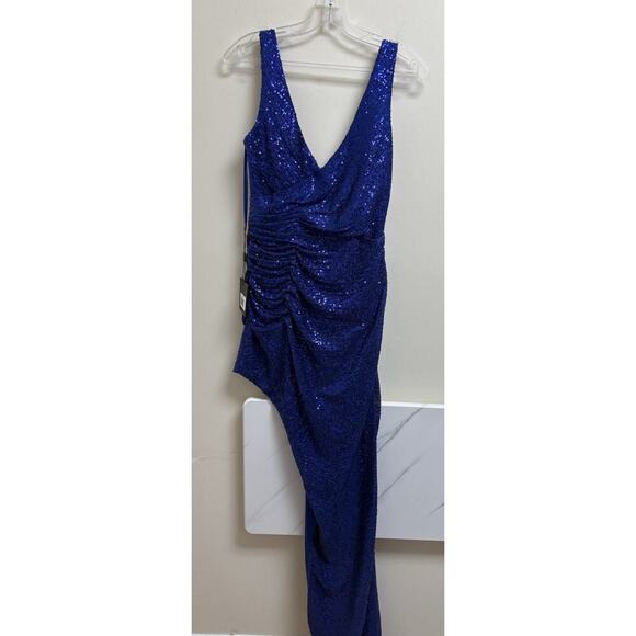 Ieena for Mac Duggal A11275 Blue Sequin Gown Size 8 NWT Asymmetrical Slit - Picture 4 of 7